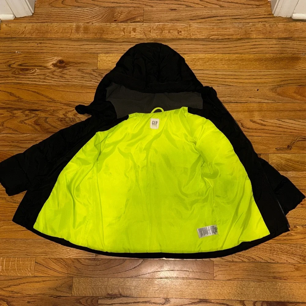 GAP Kids‎ Black Hooded Puffer Jacket size XS